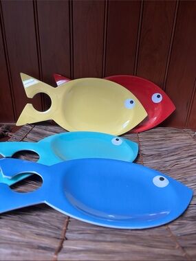 Summer Living fish plates